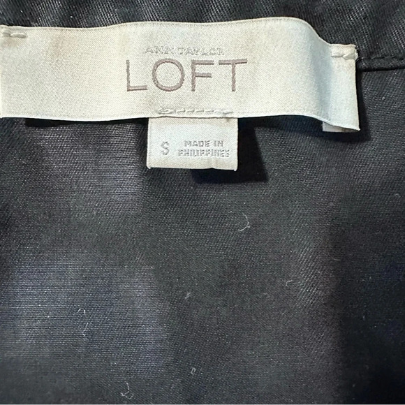 The Loft women's size small modest black lightweight dress - Picture 3 of 4